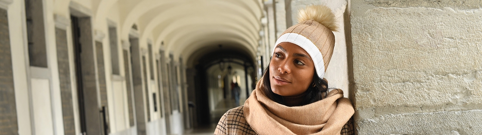 Bonnets pompon fourrure Femme